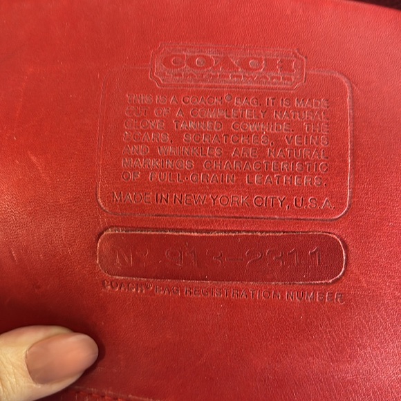 Coach | Vintage Red NYC Glue-In Registration Basic Bag Zippered Clutch #9455 ⚓️s - Picture 3 of 12